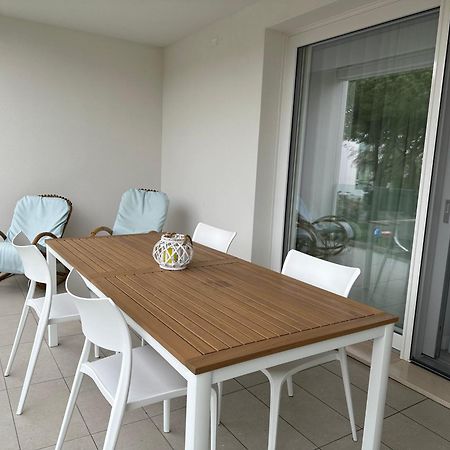 Agua Apartment With Beach Included ลิโดดิเยโซโล ภายนอก รูปภาพ