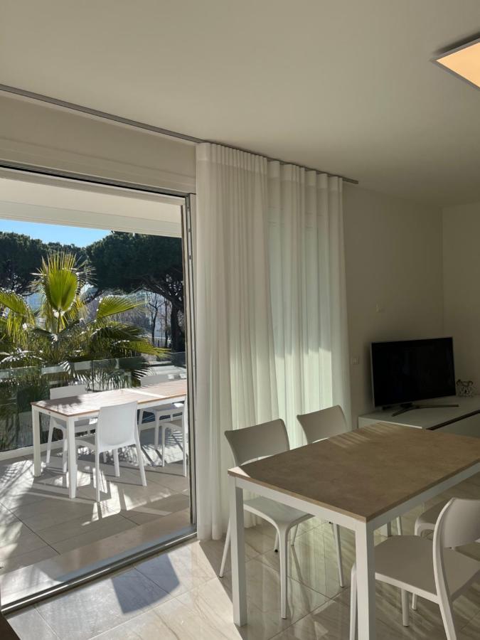 Agua Apartment With Beach Included ลิโดดิเยโซโล ภายนอก รูปภาพ
